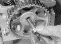  Снятие, осмотр и установка зубчатого колеса приводного ремня и механизма Renault Megane