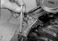  Снятие, осмотр и установка масляного насоса и зубчатого колеса Renault Megane